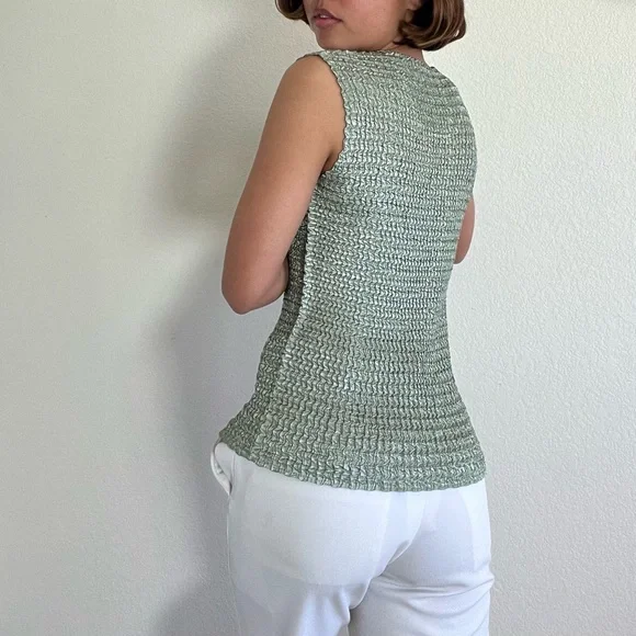 Green Ruffled Top - Picture 2 of 6